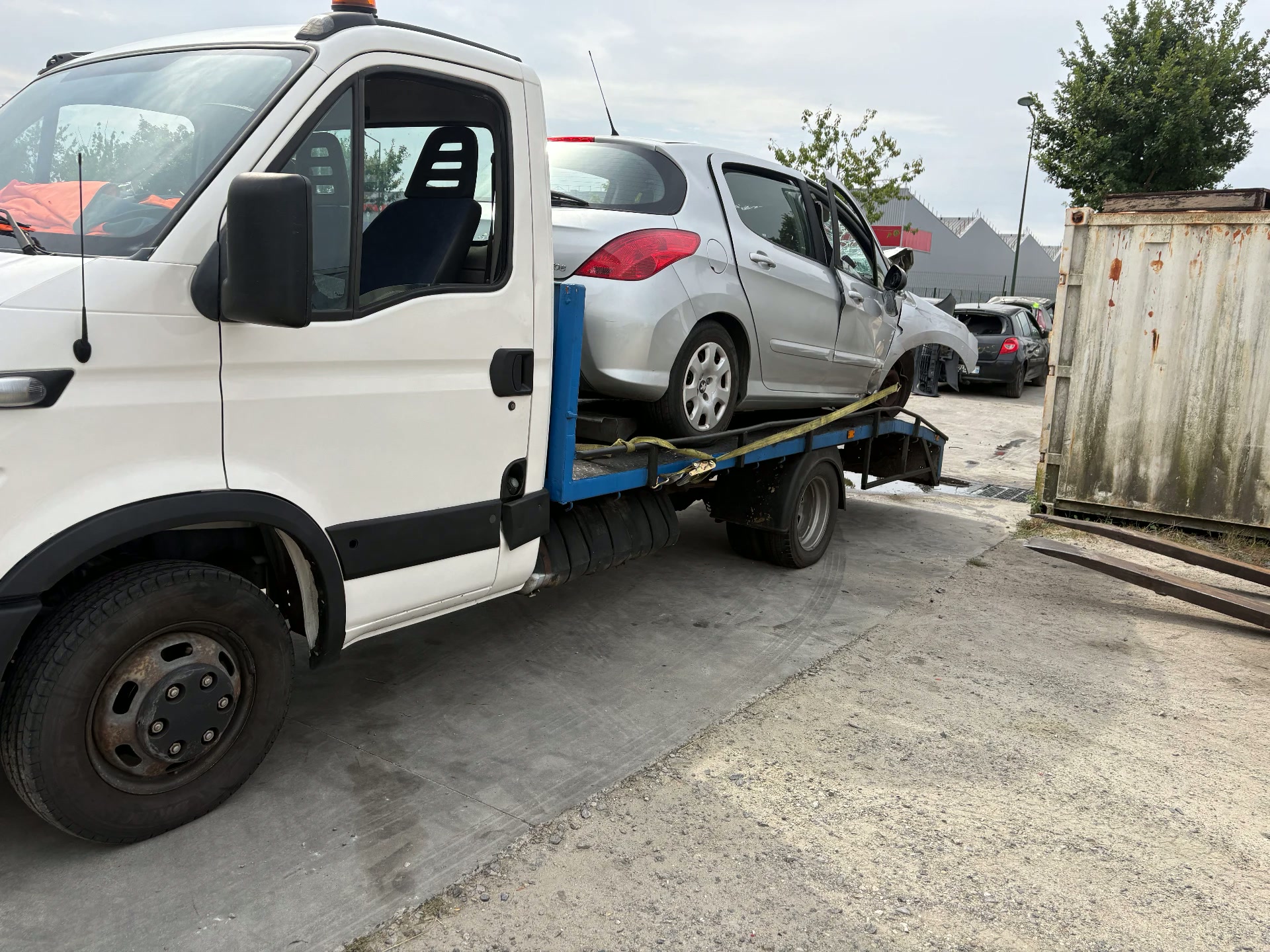 Enlèvement d'épave sur plateau Vendée
